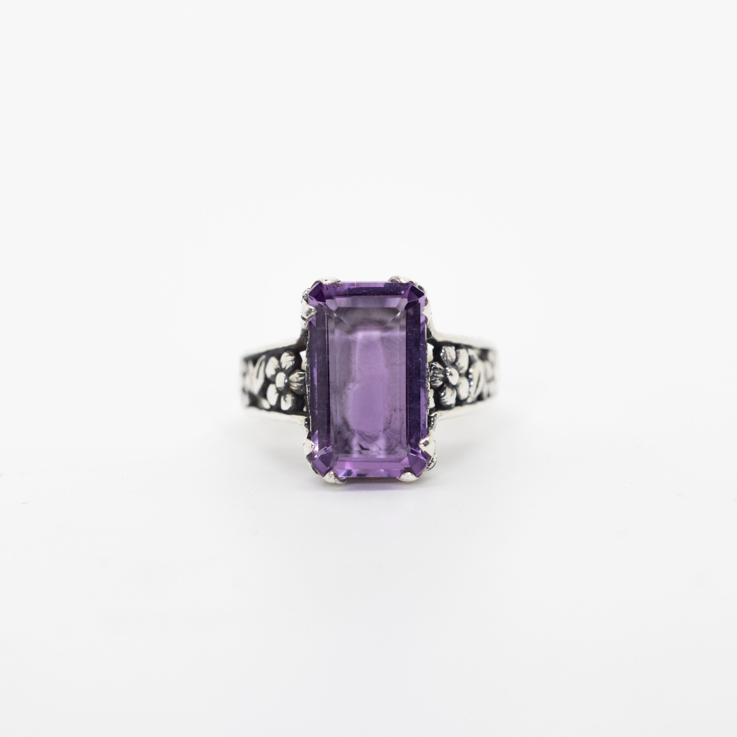 Amethyst Emerald-Cut Ring with Floral Sides - Image 3