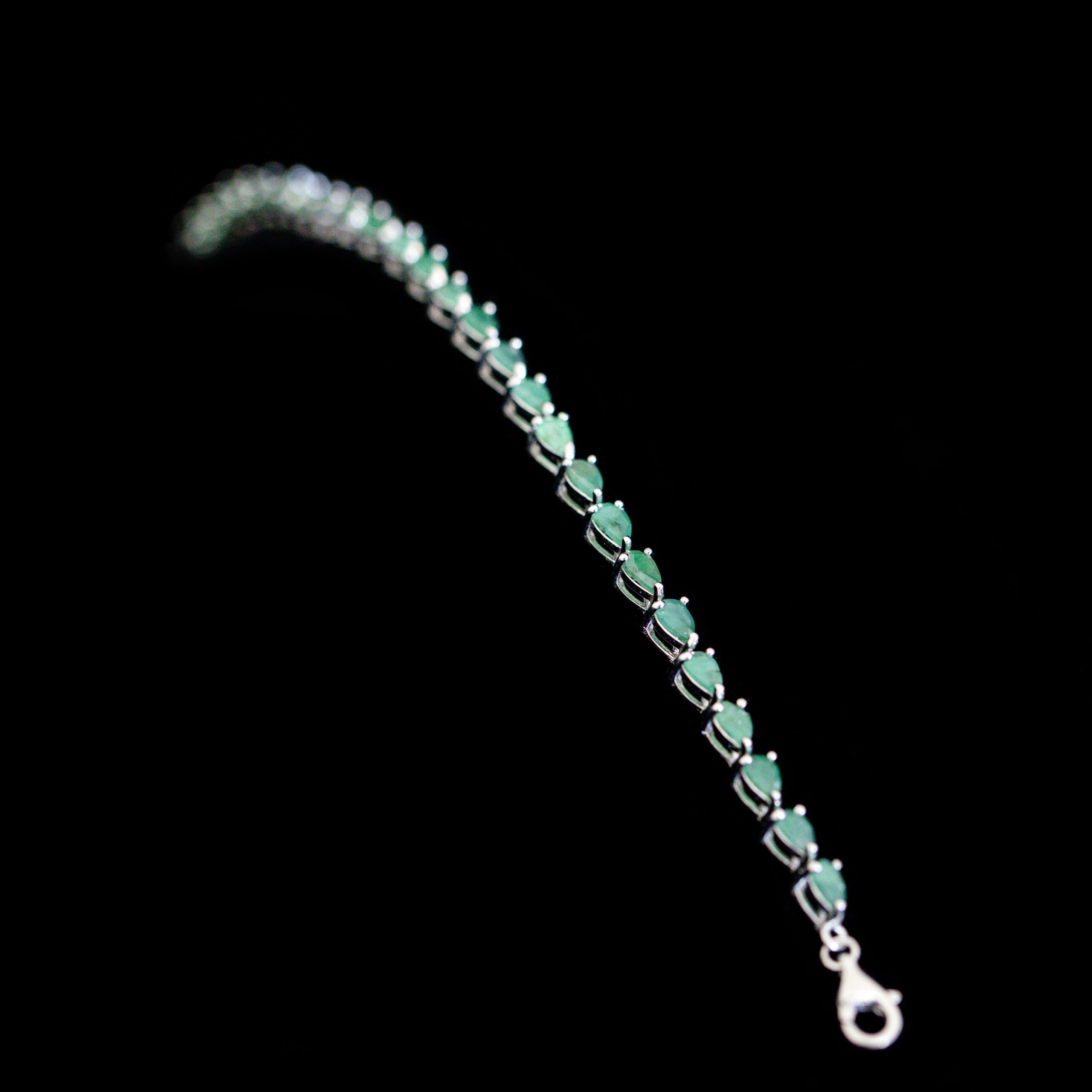 Emerald Pear-Cut Tennis Bracelet