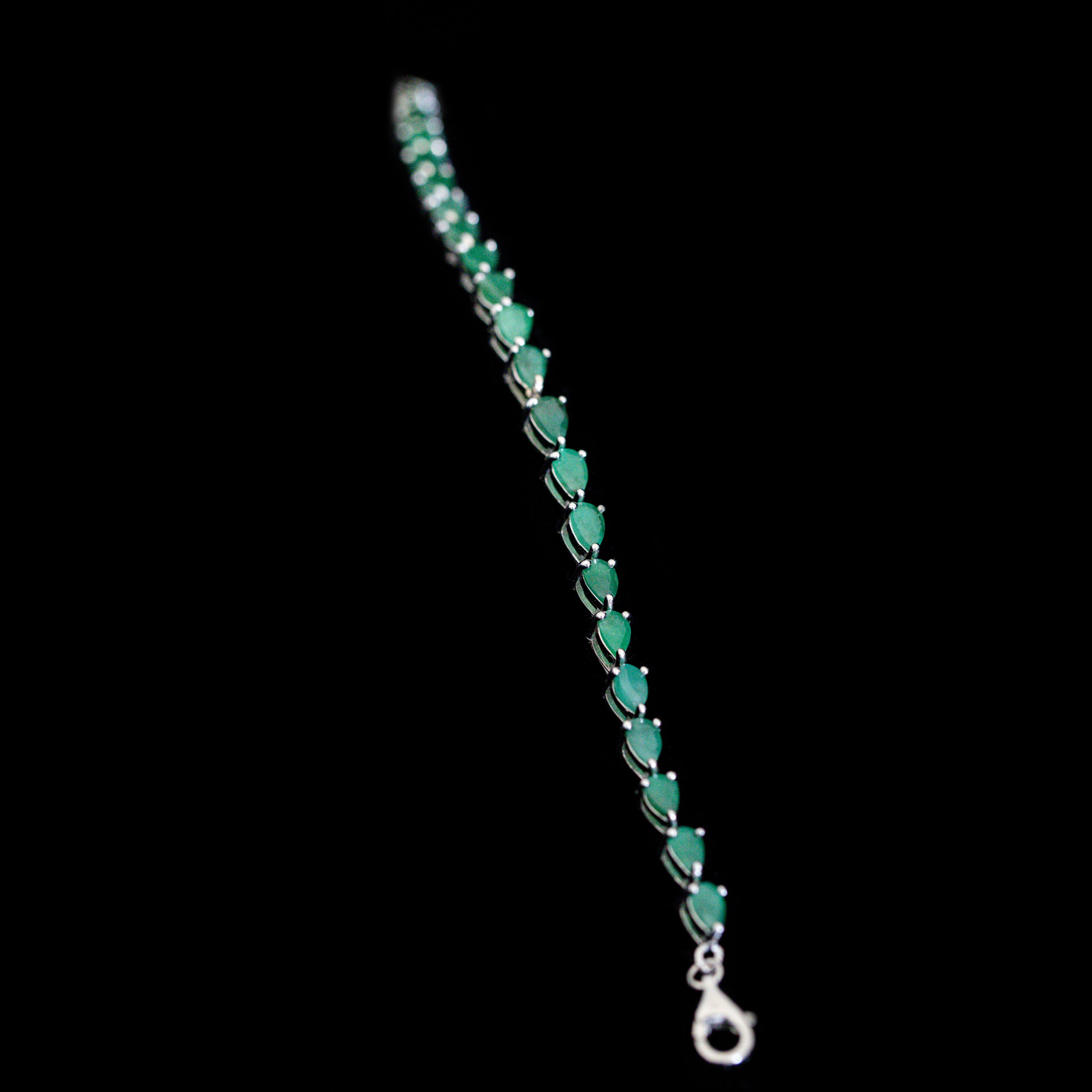 Emerald Pear-Cut Tennis Bracelet - Image 2