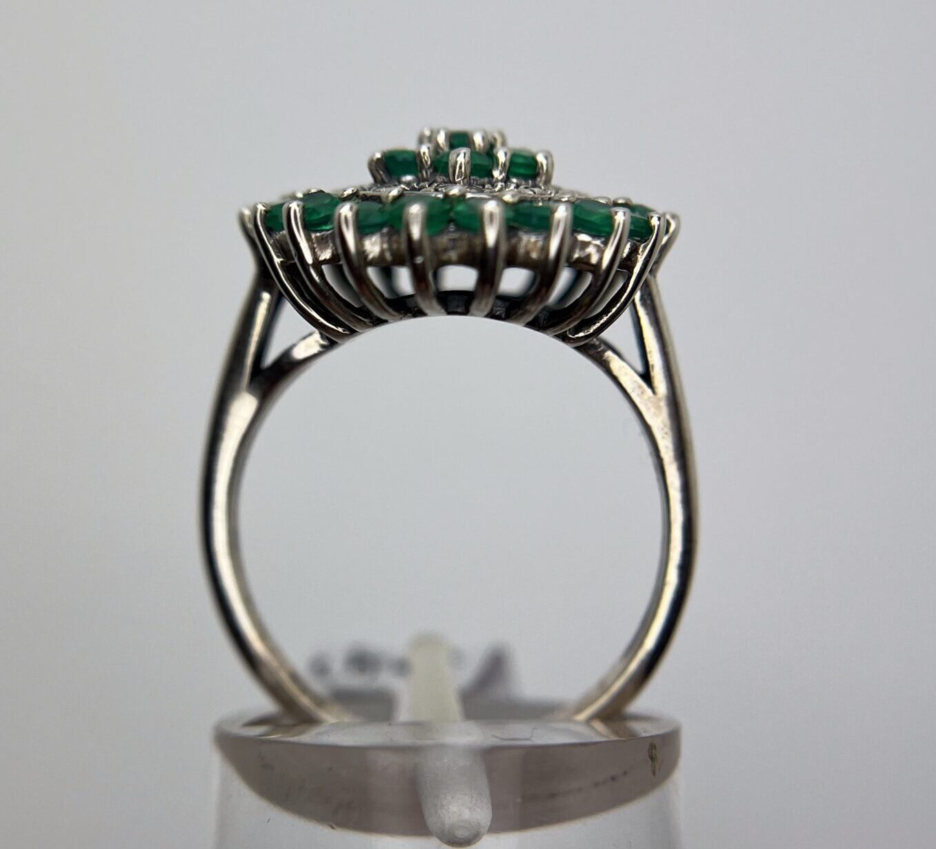 Green Agate Circular Cluster Ring - Image 2
